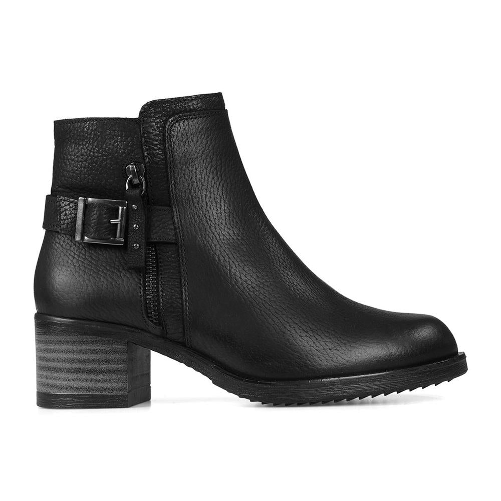 Black Tumbled Nubuck