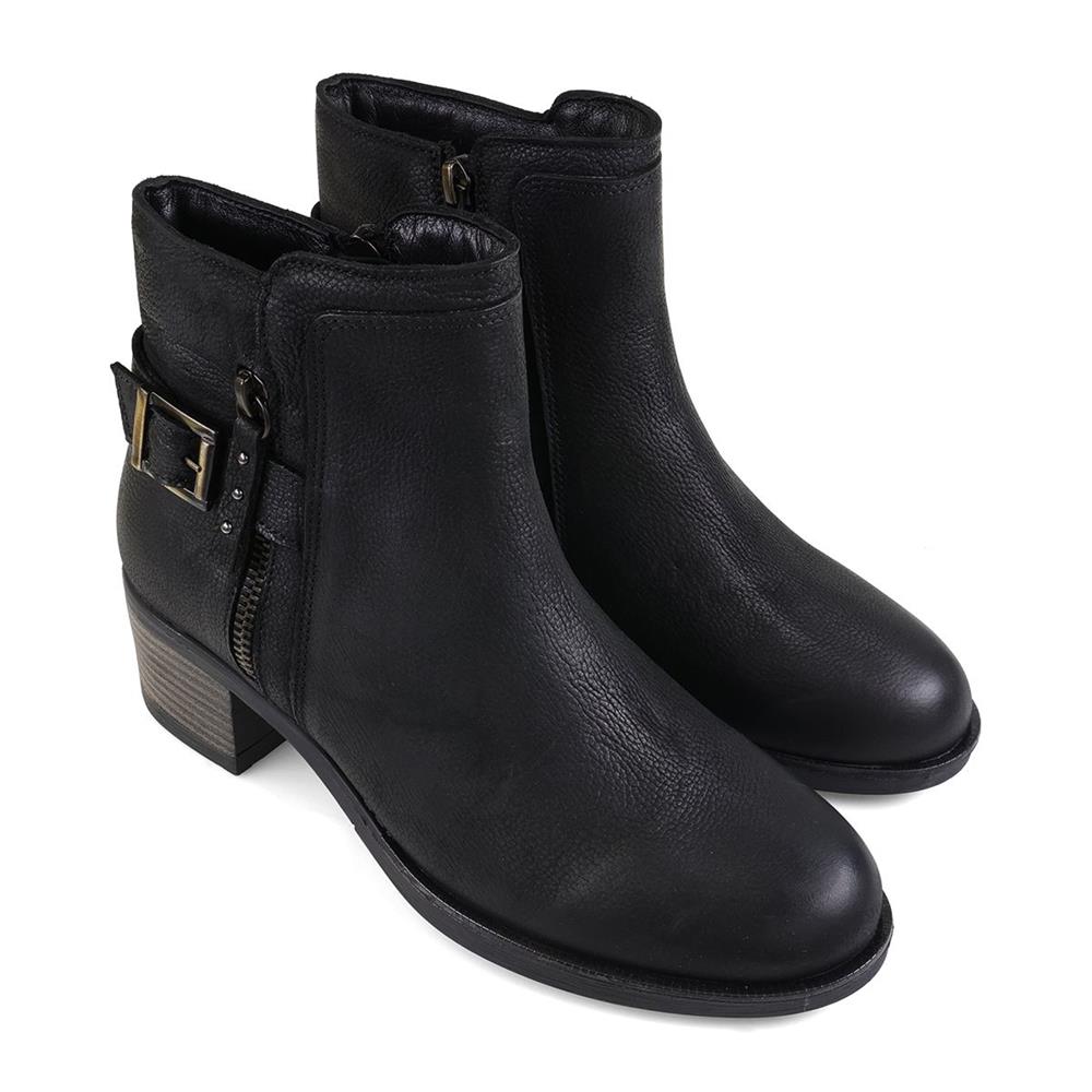 Black Tumbled Nubuck