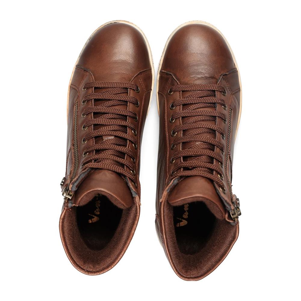 Conker Leather